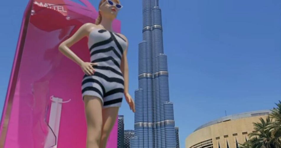 Barbie gigante en Dubái